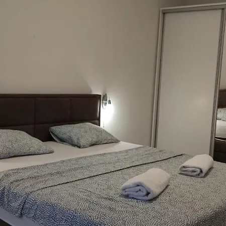 R&r,3 In The Center Appartamento Šibenik