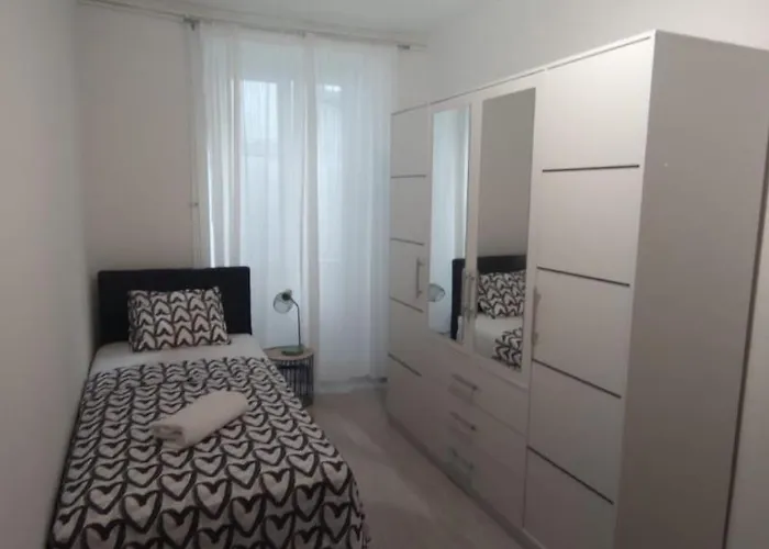 Apartament R&r,3 In The Center Szybenik